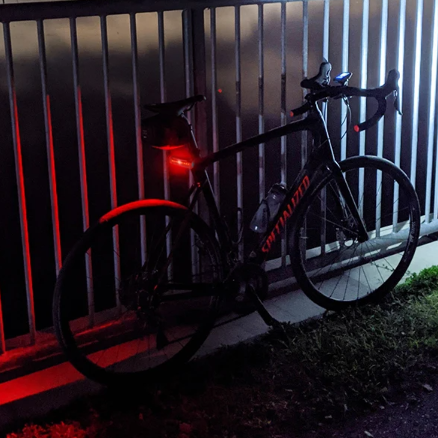 10000mAh Ultra Heldere LED Fietslamp Set | USB Oplaadbaar, 3600 Lumen Koplamp & Achterlicht, 6-8 LEDs, Waterdicht - LumaRide