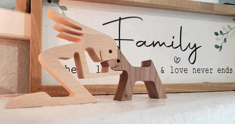 Handgemaakt Houten Hondenliefdesbeeldje - Lovely