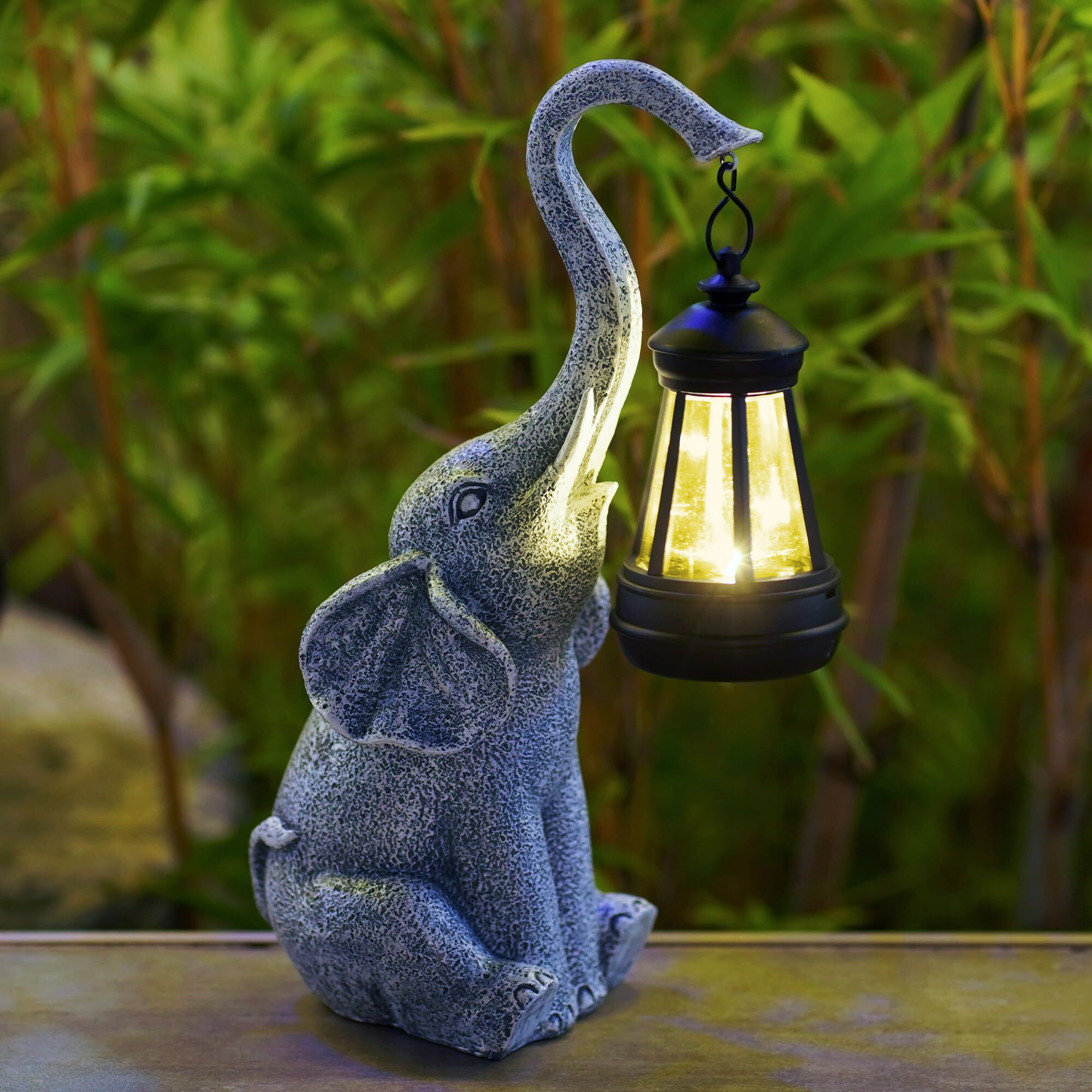 Tuinlamp met olifant op Zonnebatterij - Elle Lamp