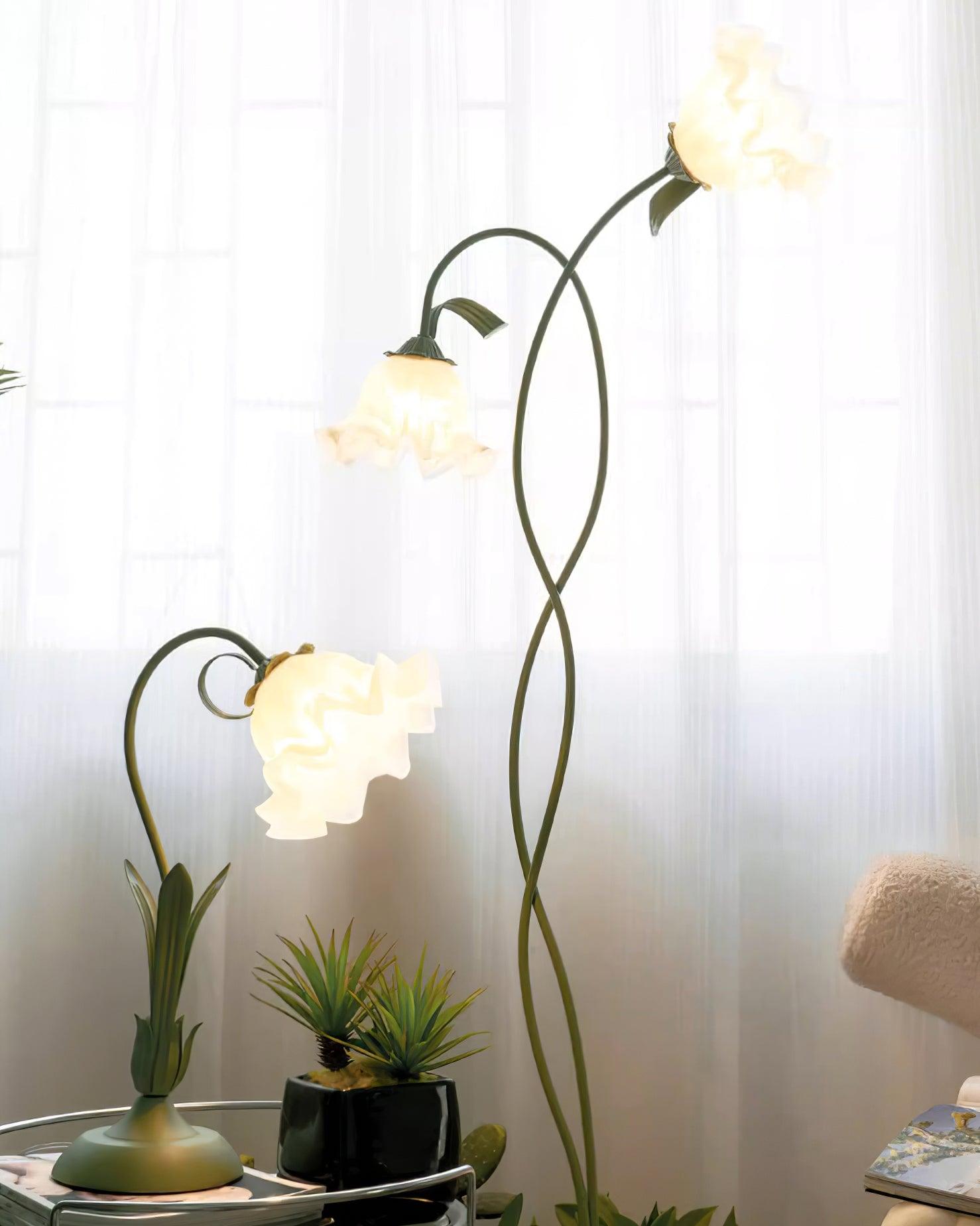 Moderne Bloemenlamp | Verlicht je Ruimte met Elegante, Bloemen Geïnspireerde Verlichting - Callirage