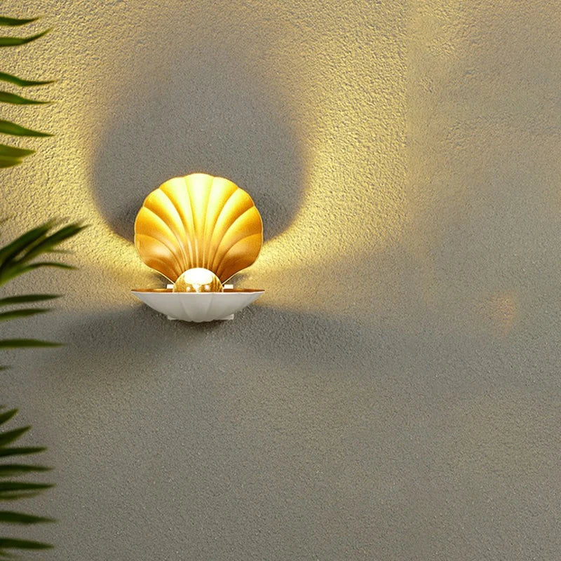 Pearl Waterdichte Buitenwandlamp - Magdalyn