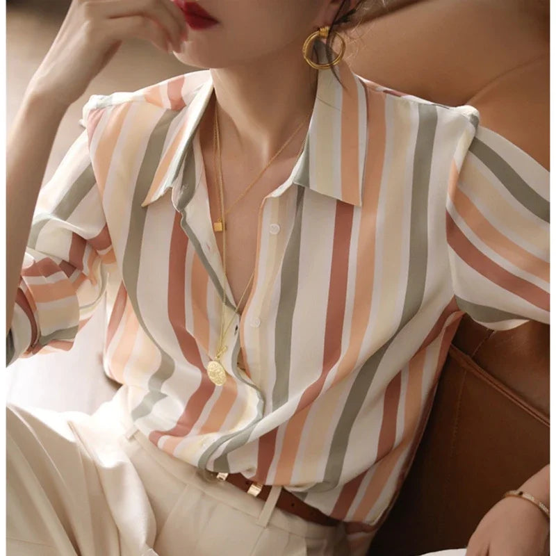 Gestreepte Satijnen Blouse voor Dames | Koreaans Geïnspireerd Vintage Strepen Ontwerp voor Kantoor & Avondkleding - Perosa