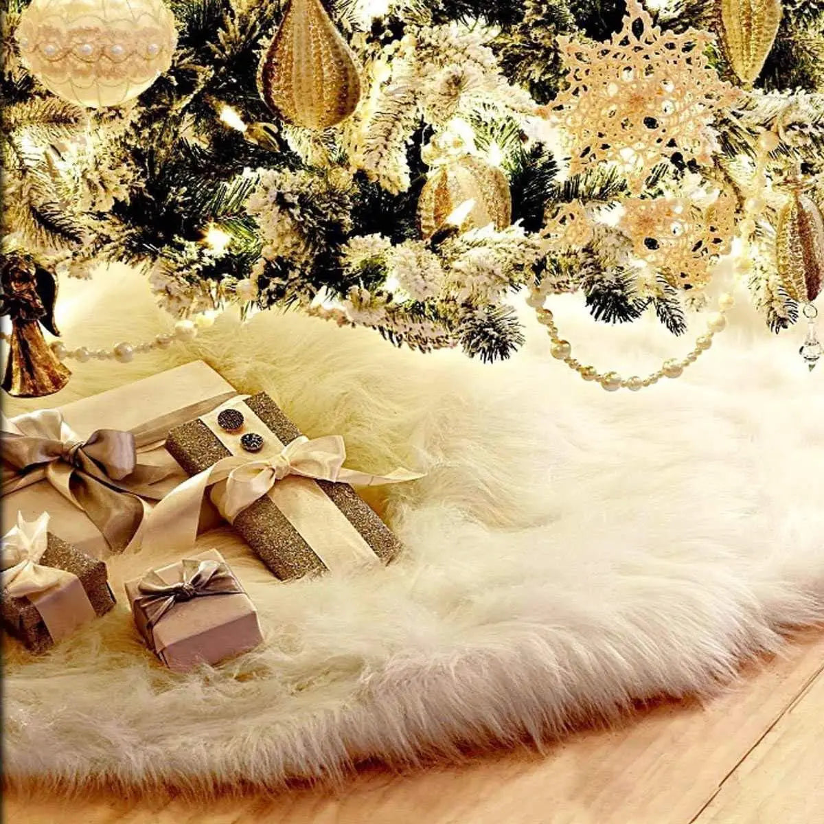 Luxueuze Witte Imitatiebont Kerstboom Rok | Zacht, Elegant en Perfect voor Feestdecoraties - FrostGlow