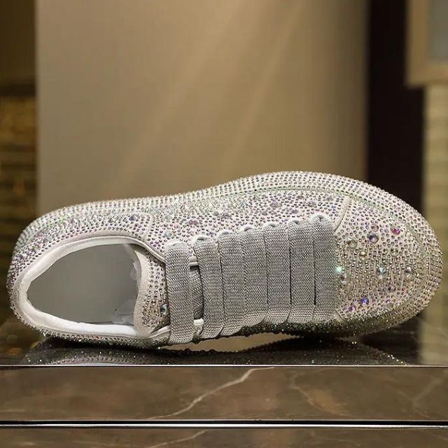 Sprankelende Glittersneakers met Kristaldetails - Jemilia