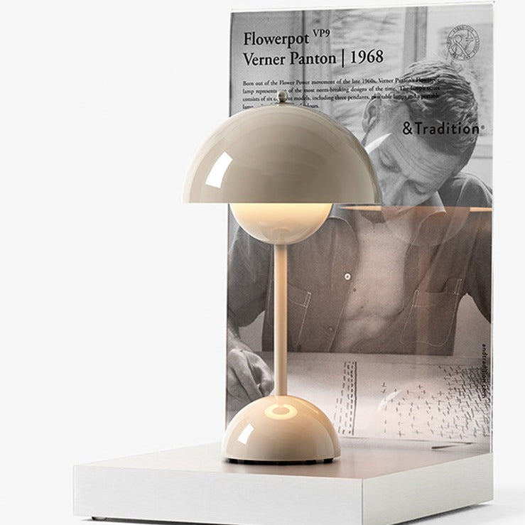 Mushlamp | Tafellamp met retro lampenkap